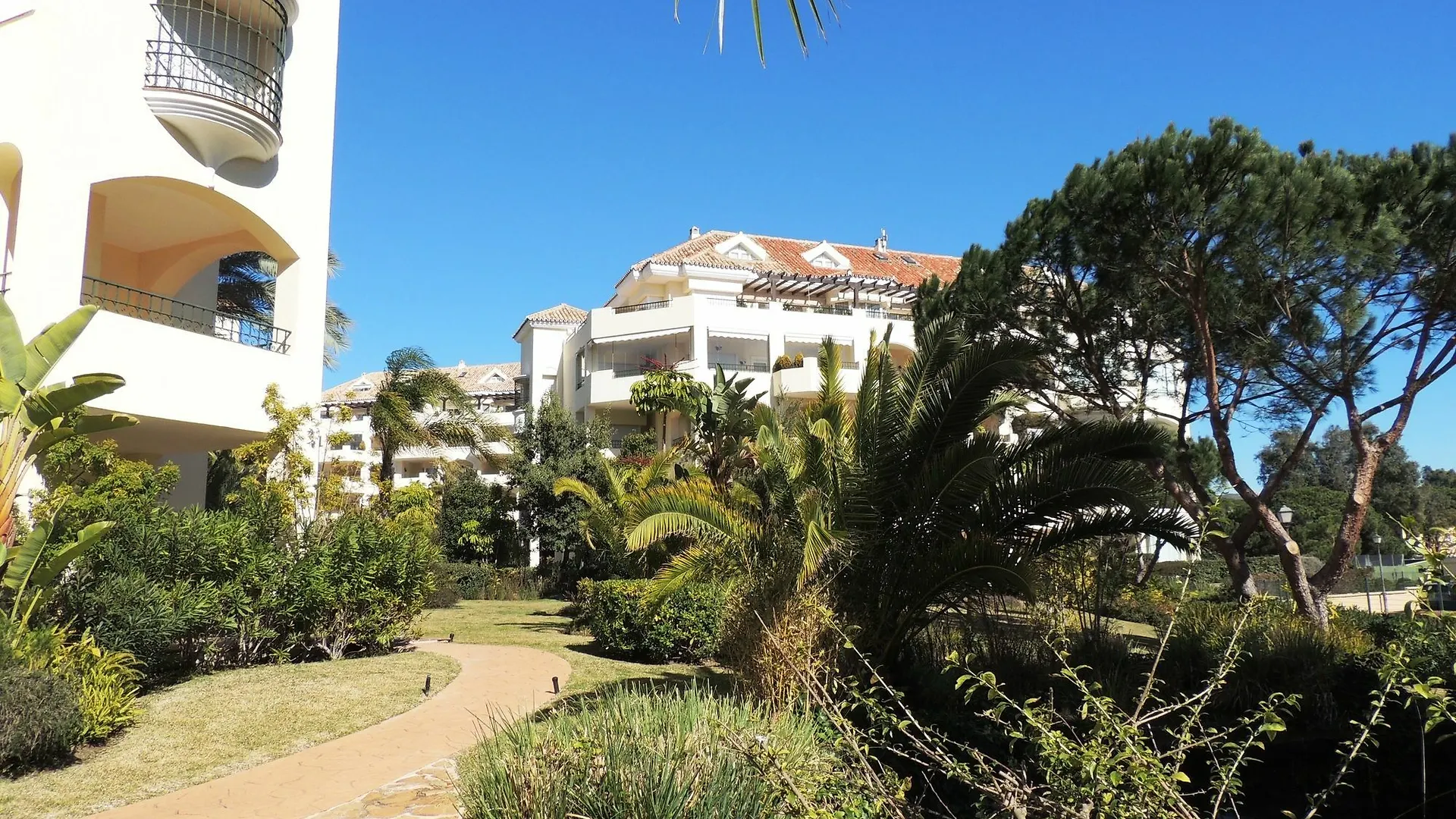 Hacienda Playa Aparthotel Marbella